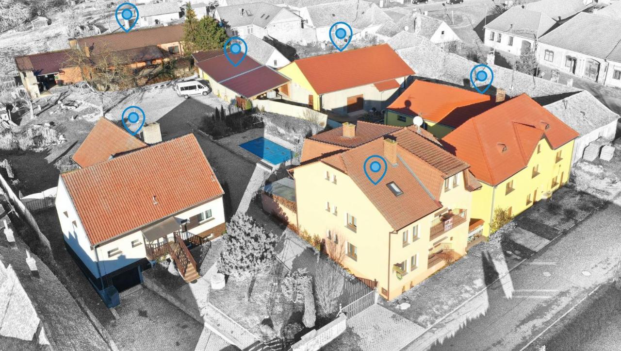 Privat Bohemia Hotel Šatov Kültér fotó