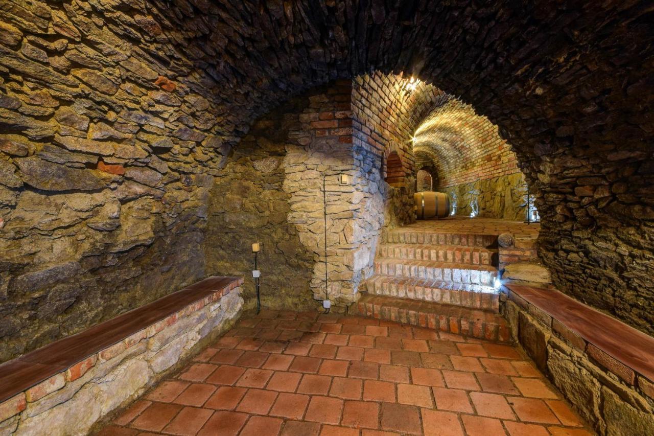 Privat Bohemia Hotel Šatov Kültér fotó